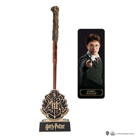 STYLO BAGUETTE ET SUPPORT HARRY POTTER